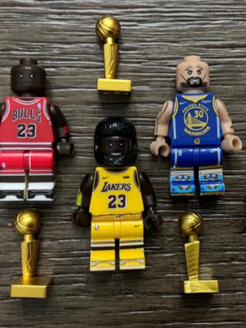 4 Basketball Minifigures